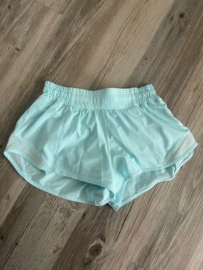 Lululemon Hotty Hot Shorts 2.5 Low Rise